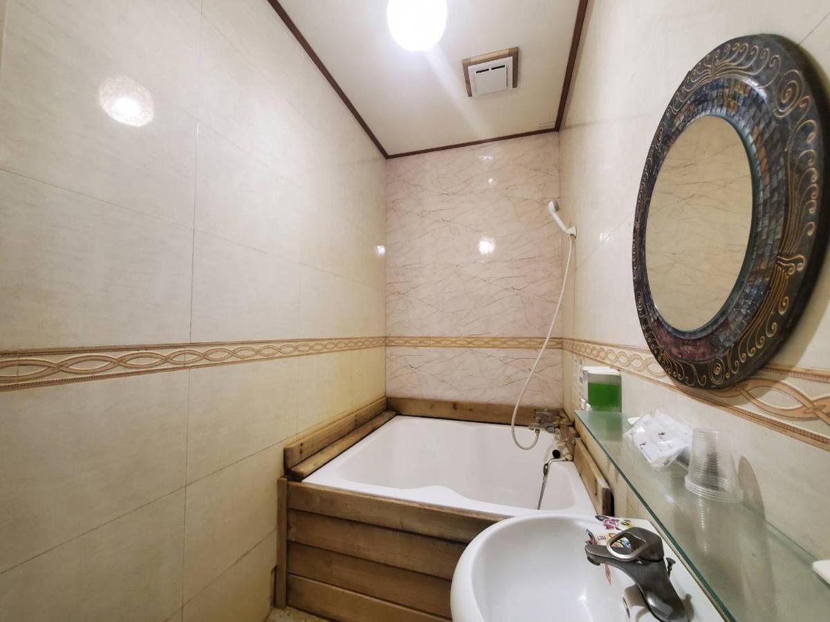 Cocos Hot Spring Hotel رويسي المظهر الخارجي الصورة